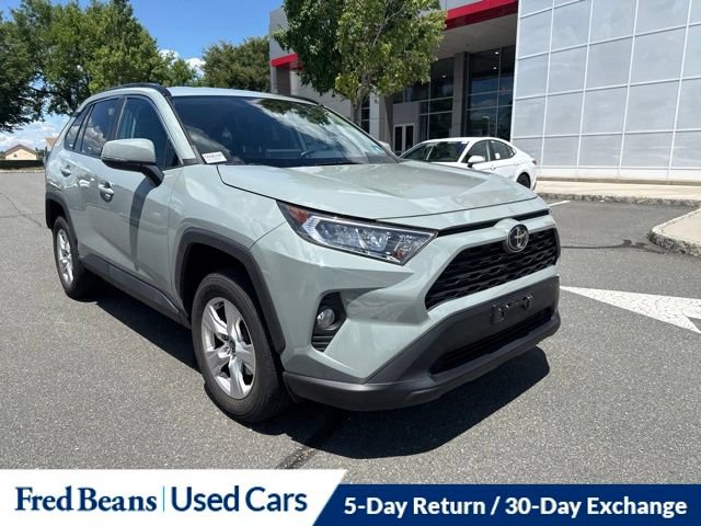 Used 2020 Toyota RAV4 XLE w/ All Weather Liner Package AWD/4WD video 1