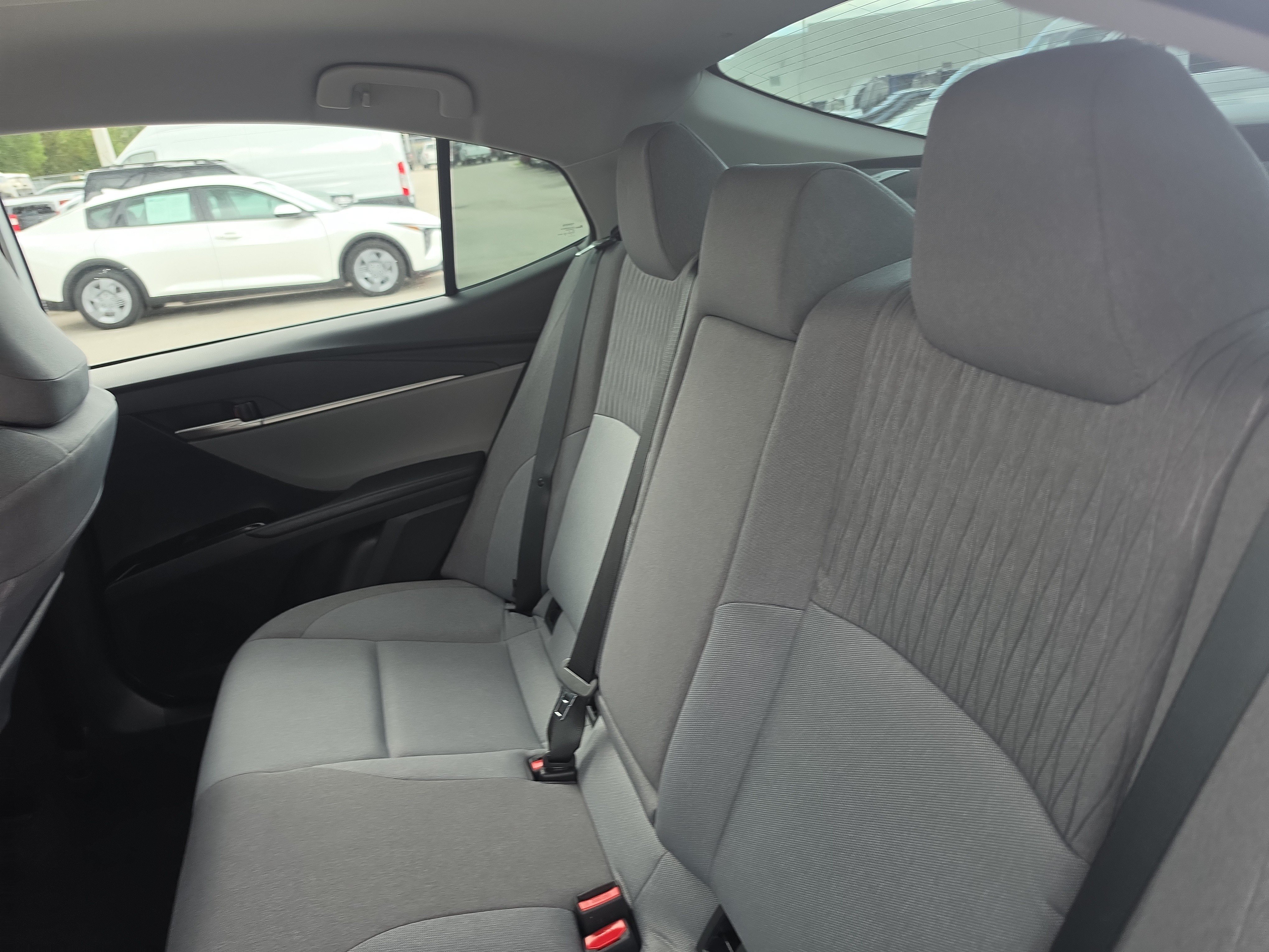 Used 2025 Toyota Camry LE FWD image 11