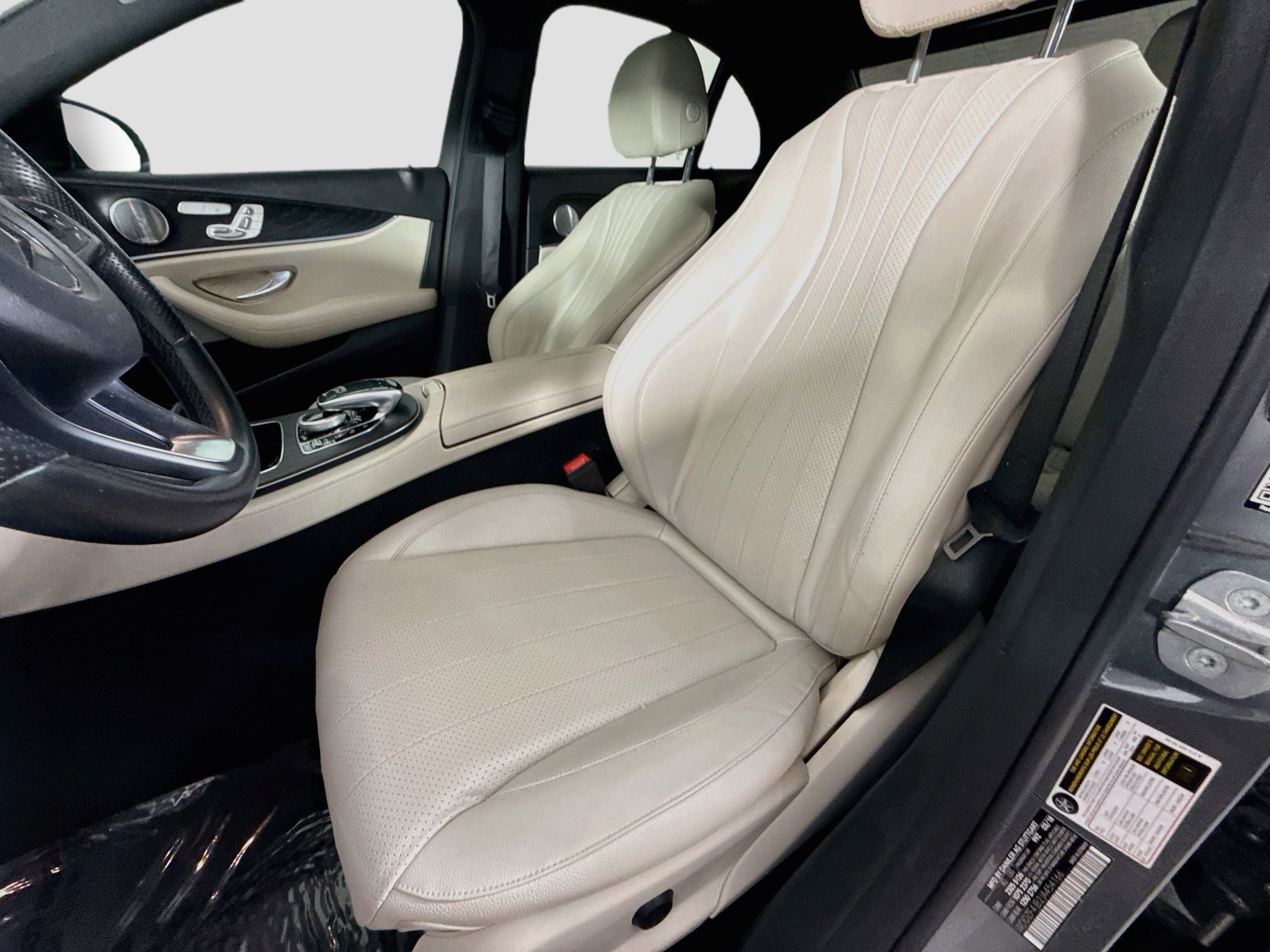Used 2018 Mercedes-Benz E 300 w/ Premium 3 Package (Q03) image 22