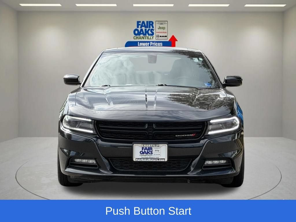 Used 2016 Dodge Charger SXT w/ Blacktop Package RWD image 5