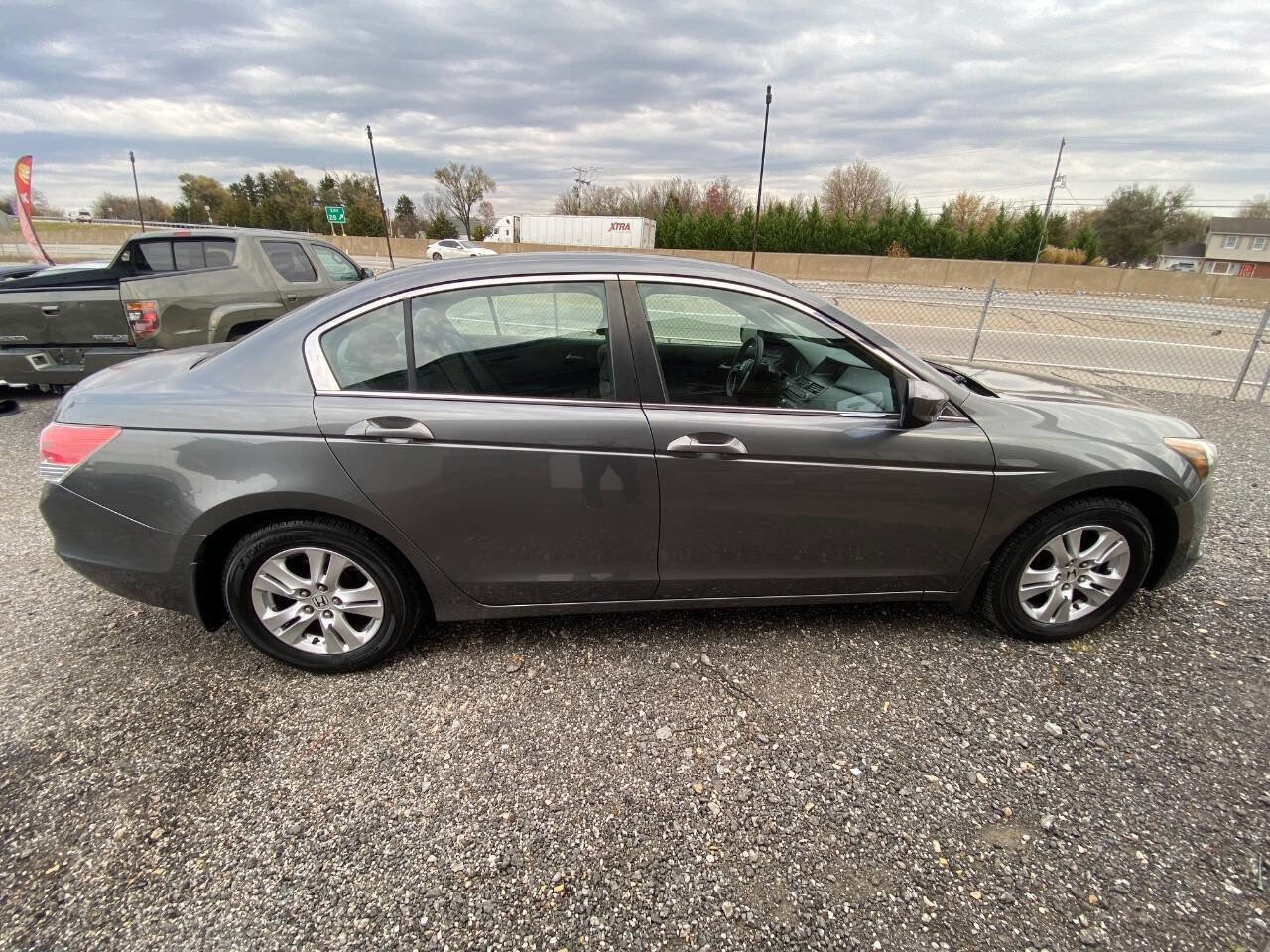 Used 2009 Honda Accord LX-P image 7