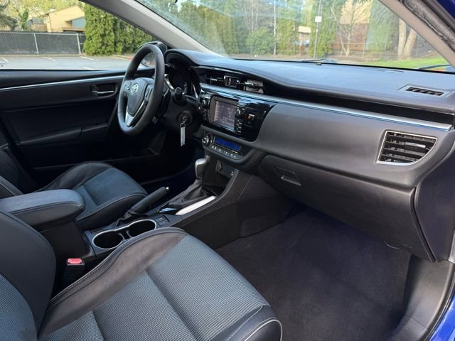 Used 2015 Toyota Corolla S image 11