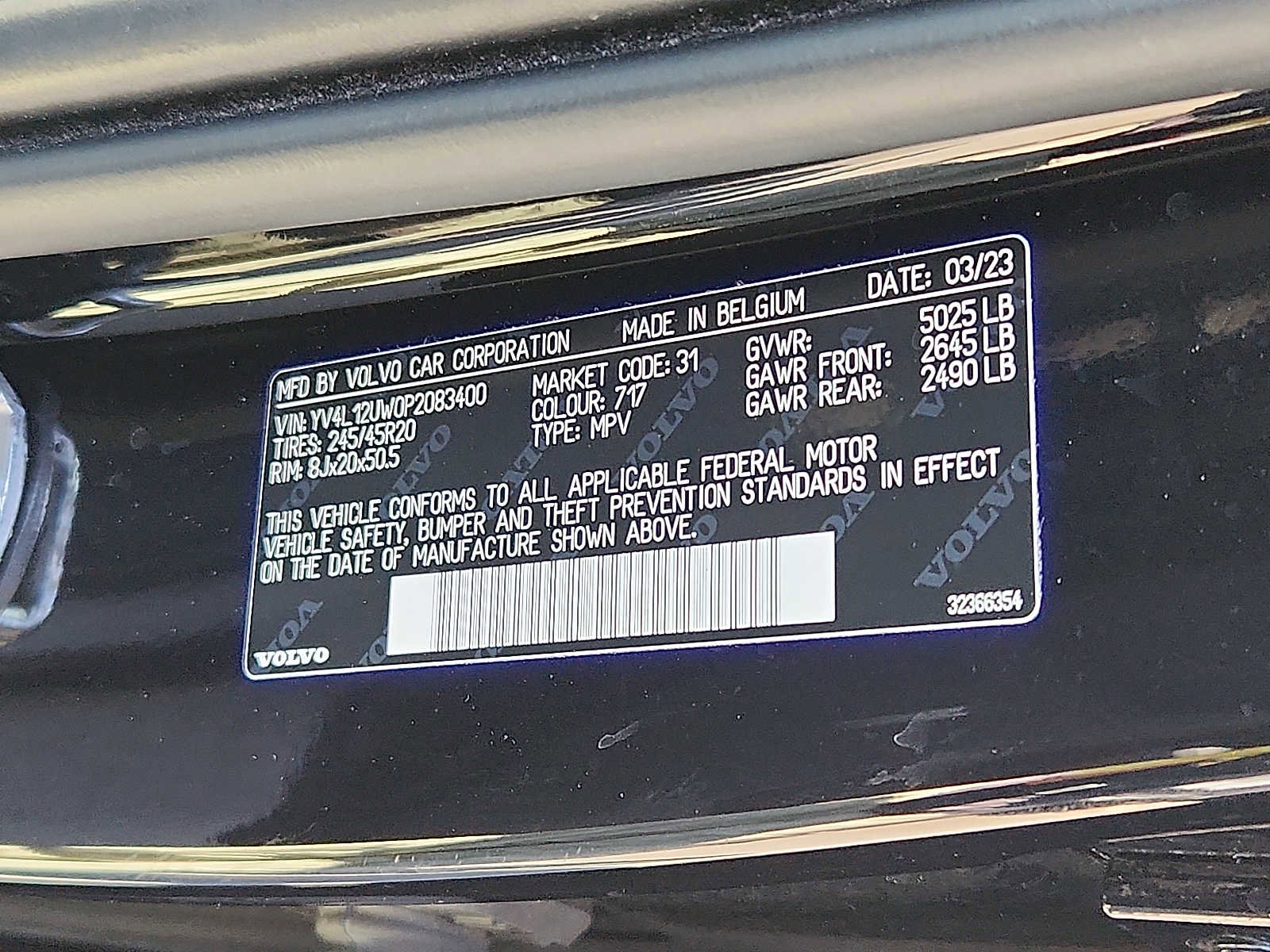 Certified 2023 Volvo XC40 B5 Plus w/ Protection Package Premier AWD/4WD image 25