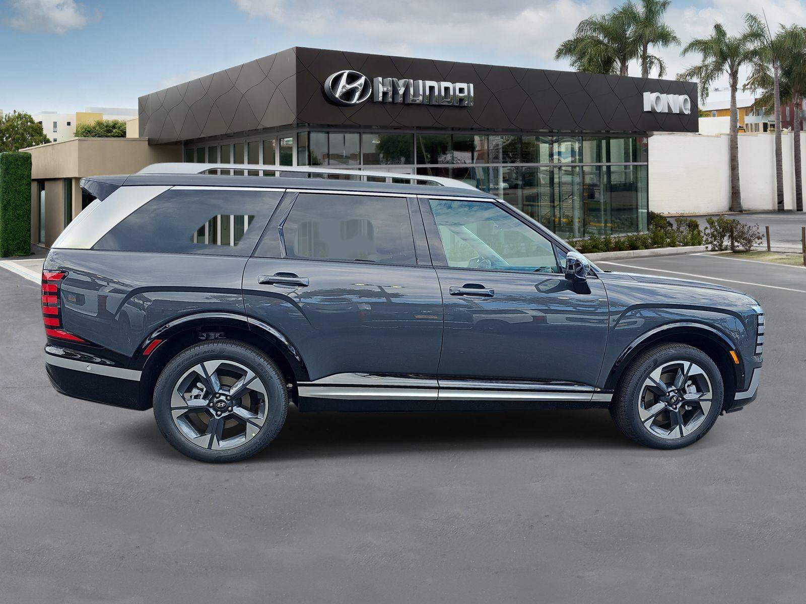 New 2026 Hyundai Palisade Limited AWD/4WD image 2