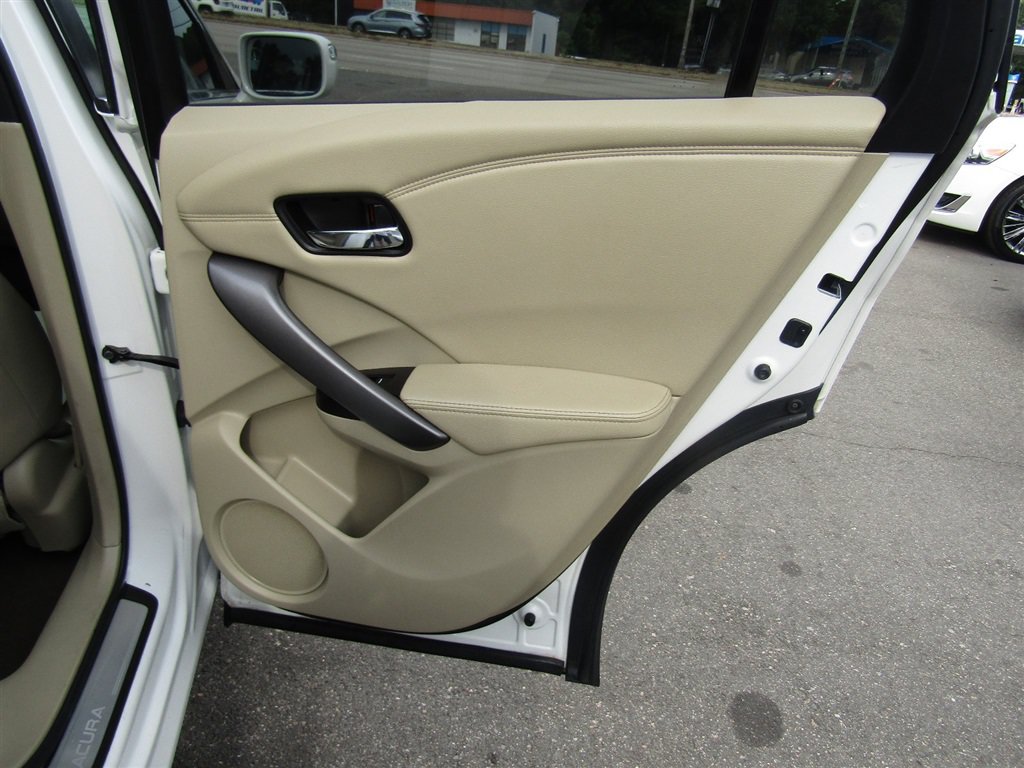 Used 2015 Acura RDX AWD w/ Technology Package image 22