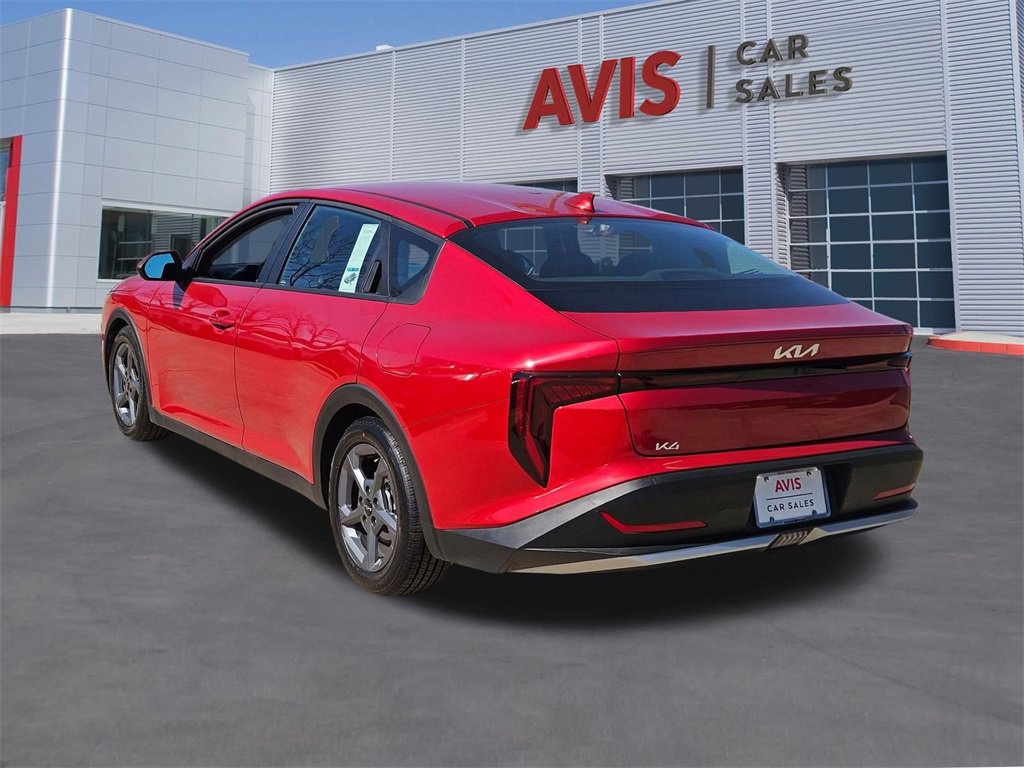 Used 2025 Kia K4 LXS image 3