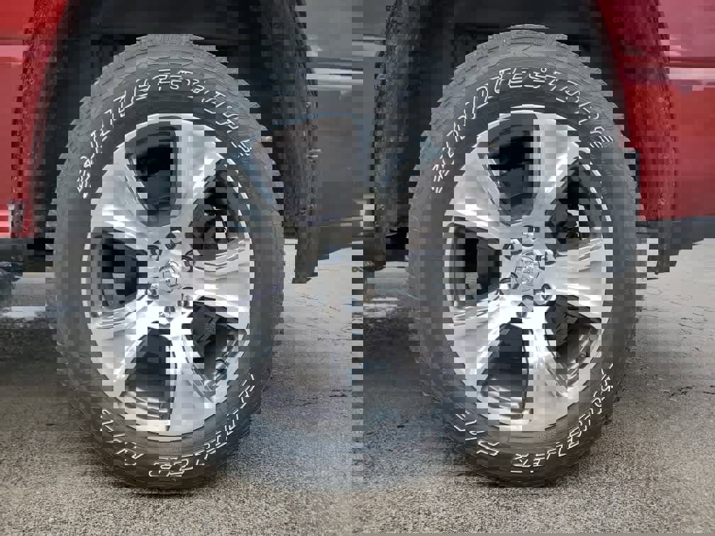 Used 2023 RAM 1500 Laramie image 9