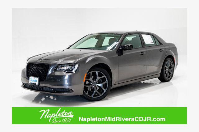 Certified 2021 Chrysler 300 Touring w/ Sport Appearance Package RWD image 1