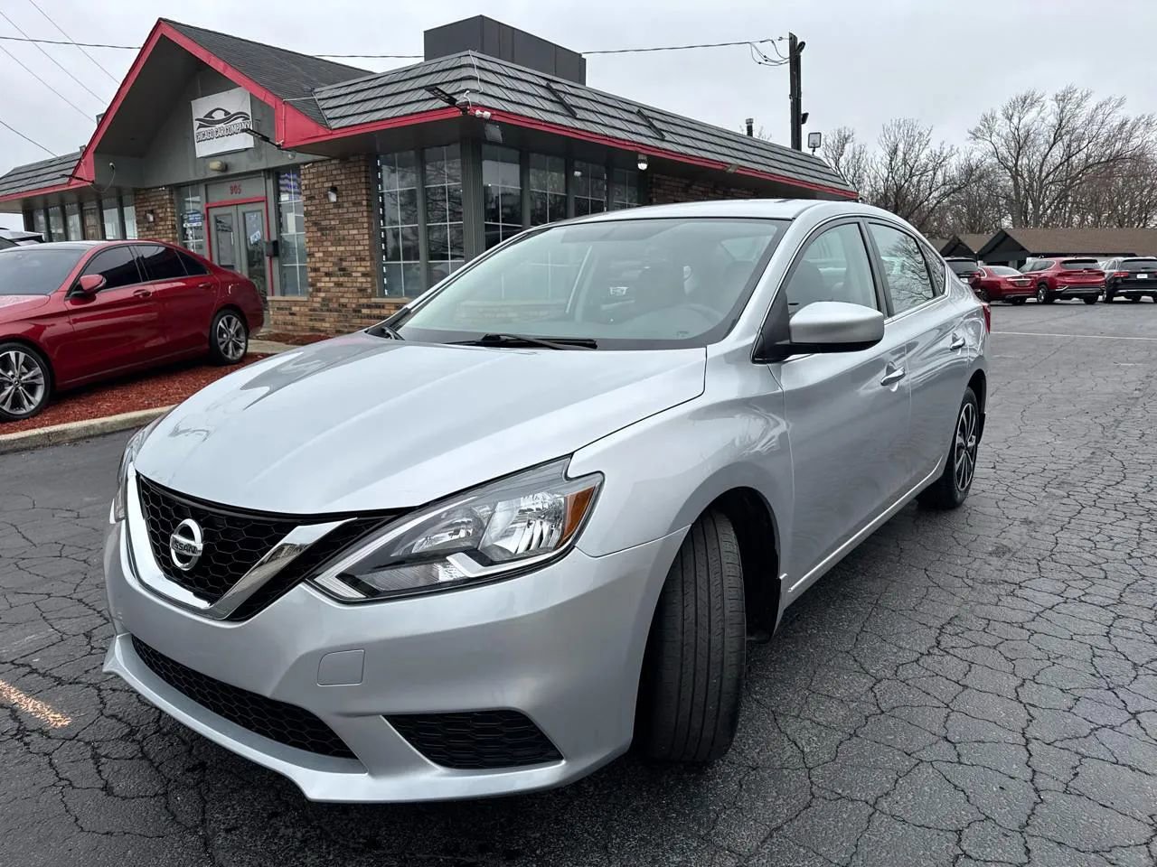 Used 2016 Nissan Sentra S image 4