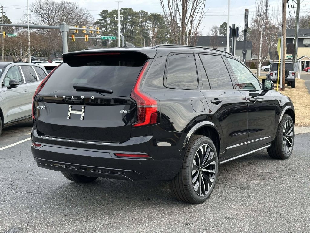 New 2026 Volvo XC90 B6 Ultra w/ Protection Package Premier AWD/4WD image 19