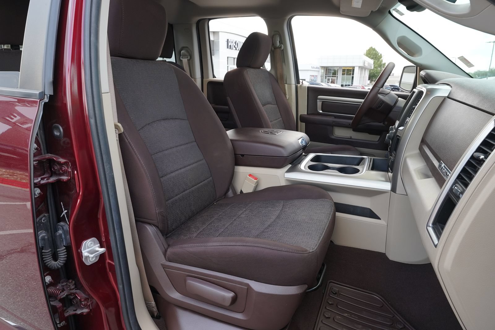 Used 2016 RAM 1500 Big Horn RWD image 25