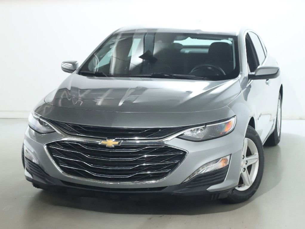 Used 2024 Chevrolet Malibu LT image 3
