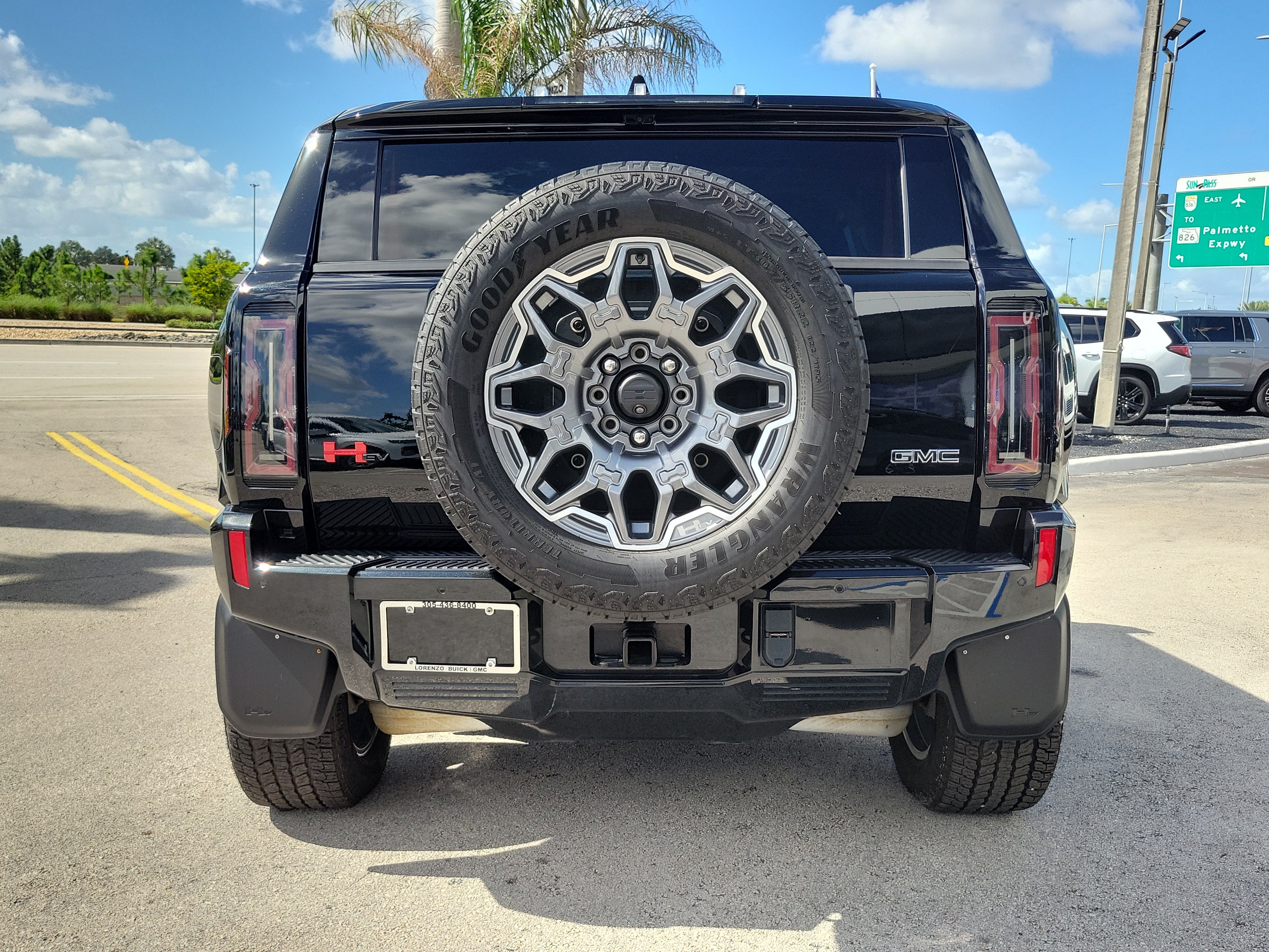 Used 2024 GMC Hummer EV 3X w/ LPO, Sport Package AWD/4WD image 6