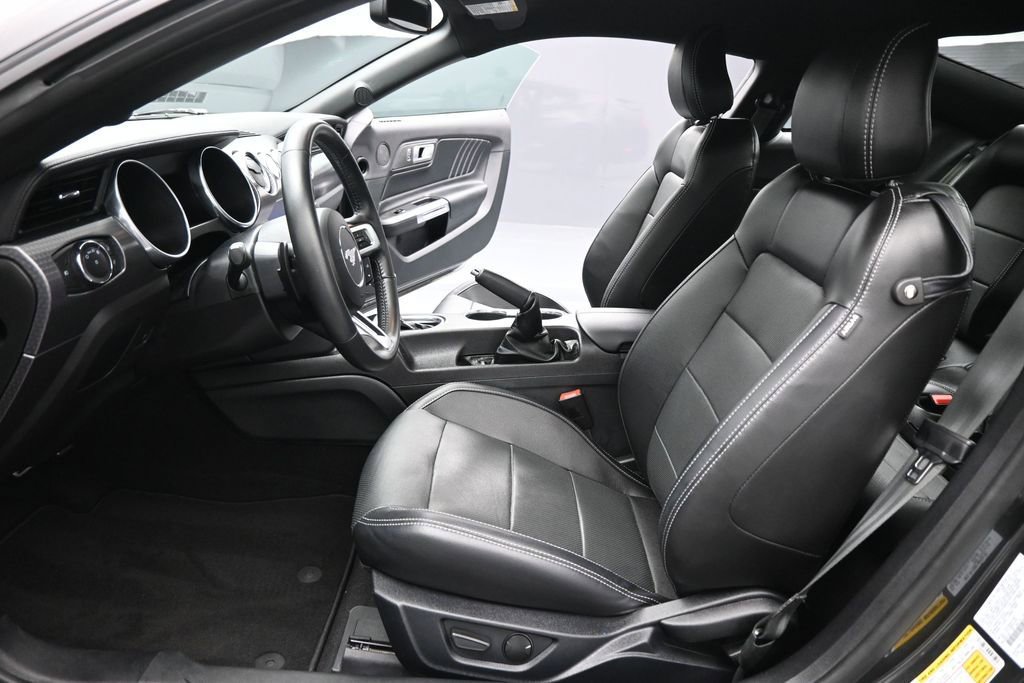 Used 2020 Ford Mustang GT Premium w/ GT Performance Package RWD image 10