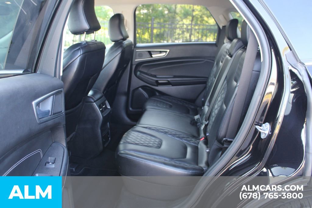 Used 2024 Ford Edge Titanium image 18