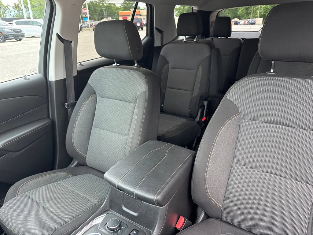 Used 2021 Chevrolet Traverse LT FWD image 50