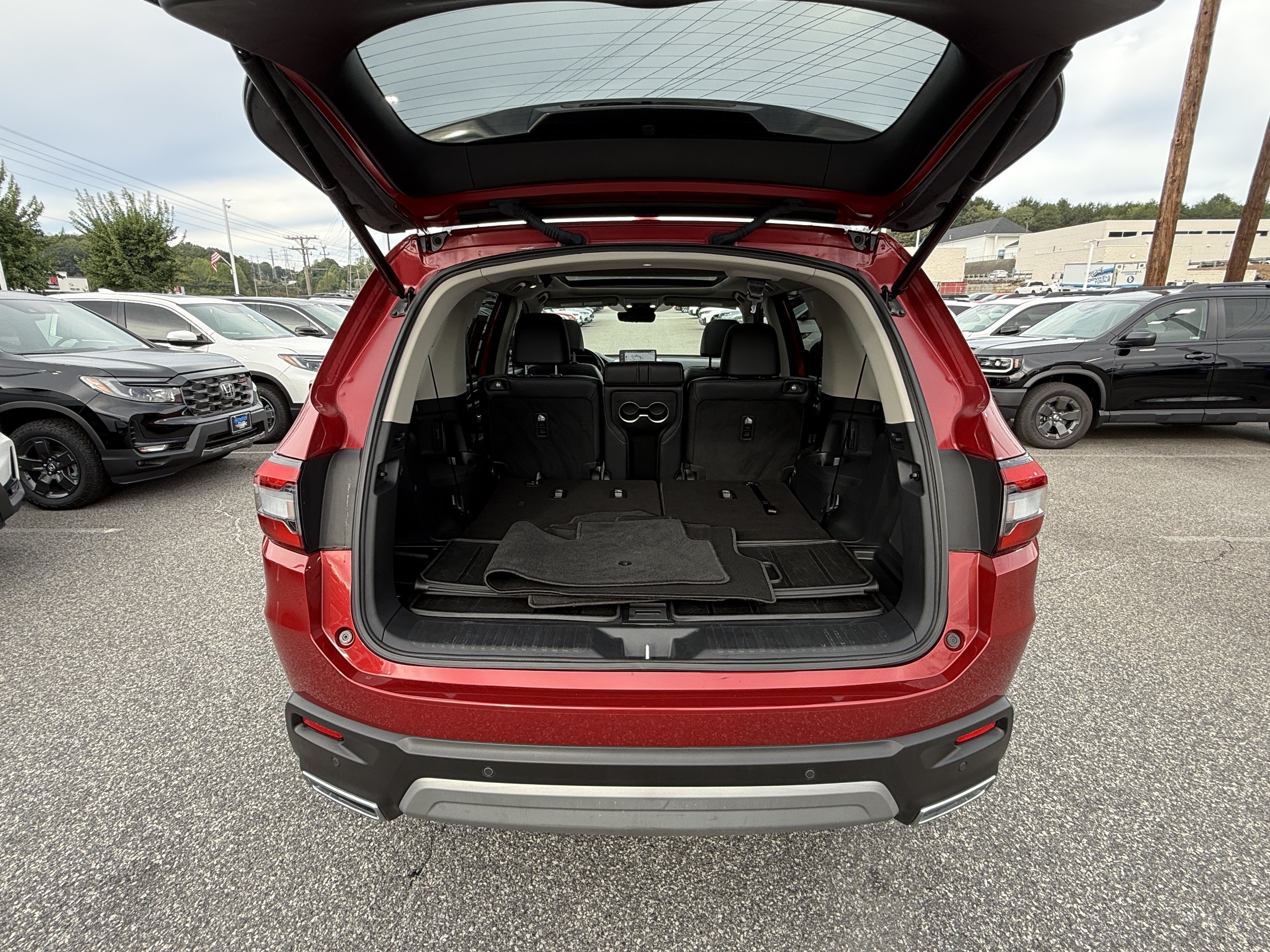 Certified 2024 Honda Pilot Touring image 33