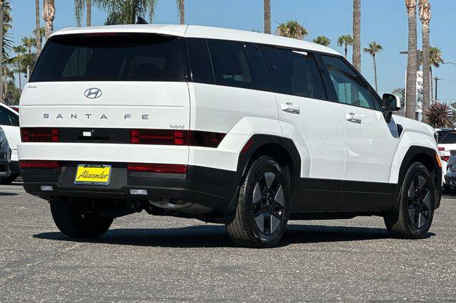 Certified 2026 Hyundai Santa Fe SE FWD image 4
