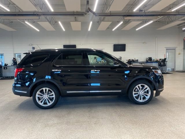 Used 2018 Ford Explorer Limited image 4