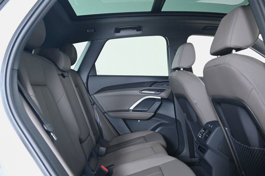 New 2026 Audi Q5 Premium AWD/4WD image 16