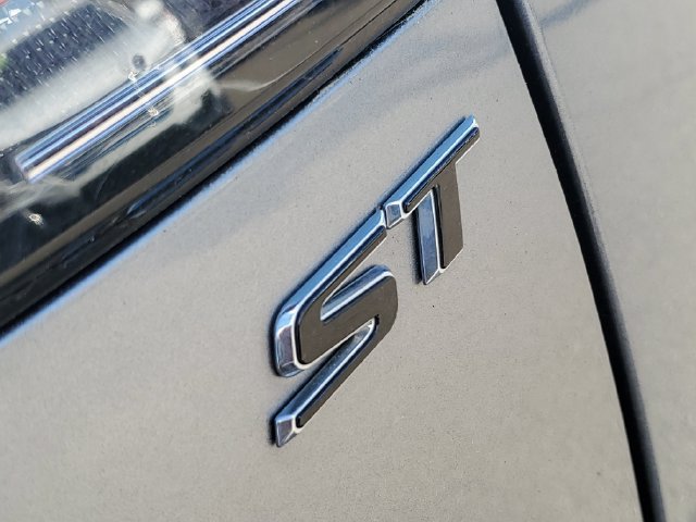 Certified 2022 Buick Envision Preferred FWD image 33
