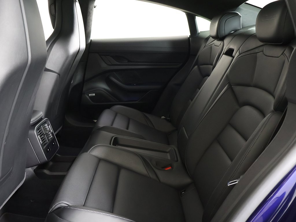 Used 2021 Porsche Taycan Turbo image 38