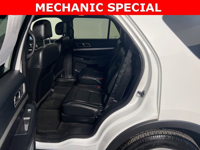Used 2016 Ford Explorer XLT w/ Equipment Group 202A image 23
