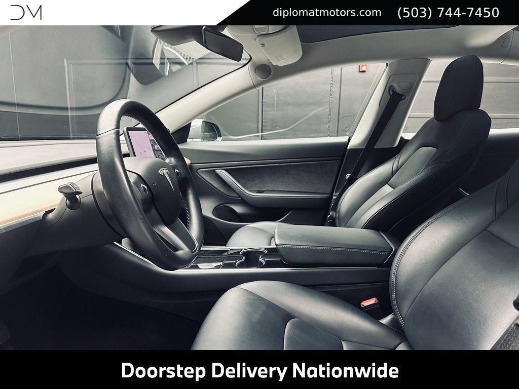 Used 2018 Tesla Model 3 Long Range RWD image 17
