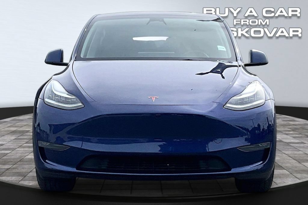Used 2023 Tesla Model Y Long Range AWD/4WD image 3