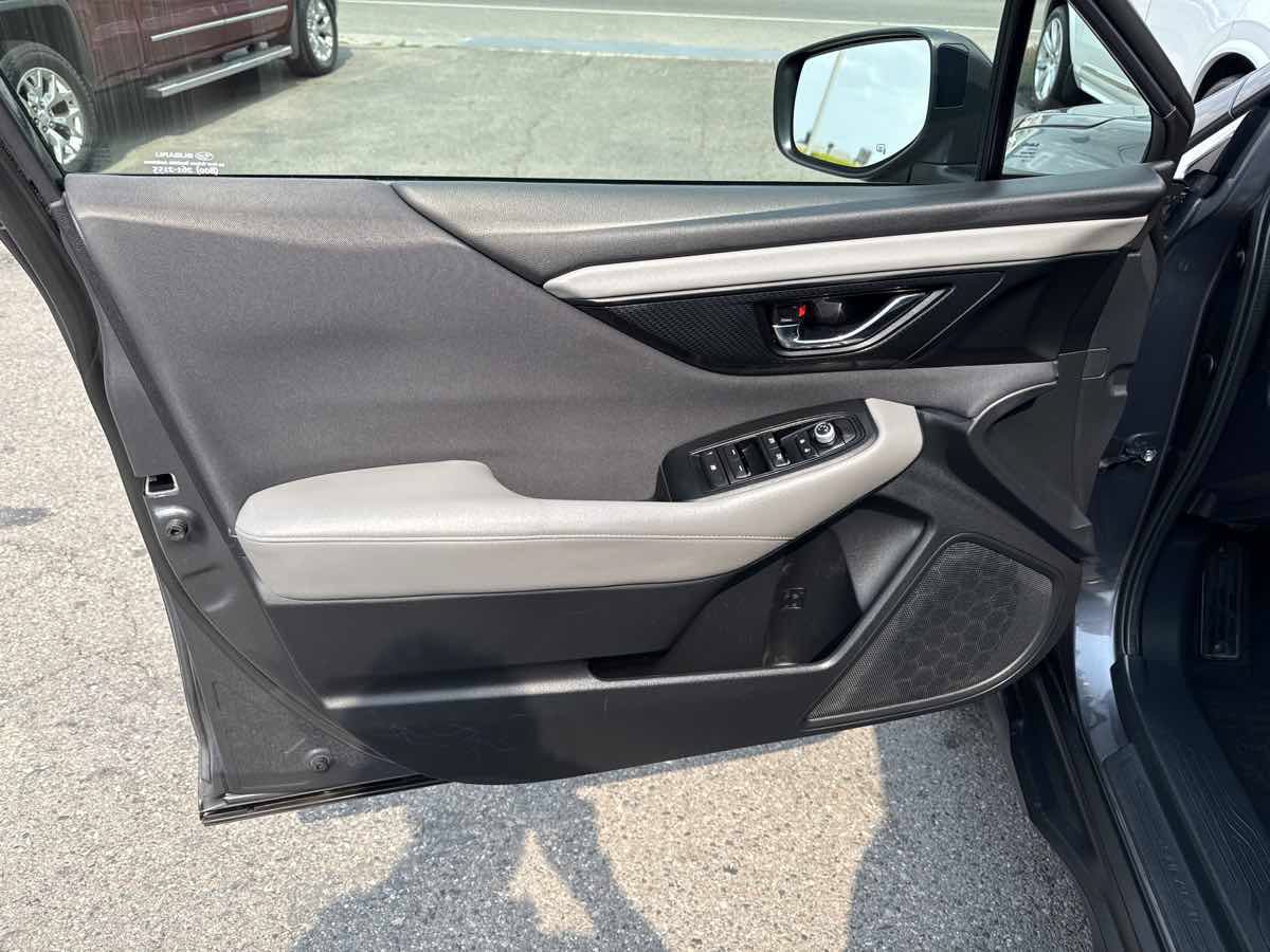 Used 2022 Subaru Outback Premium AWD/4WD image 10