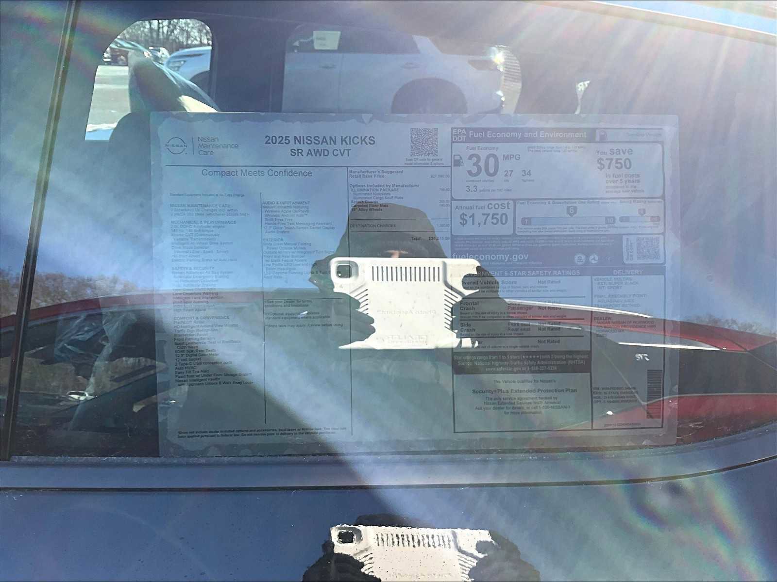 New 2025 Nissan Kicks SR w/ Illumination Package image 16