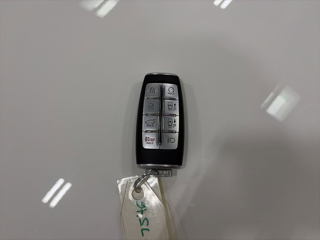 Used 2022 Genesis GV70 2.5T w/ Advanced Package image 26