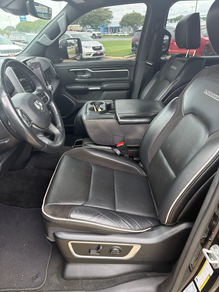 Used 2023 RAM 1500 Laramie AWD/4WD image 18