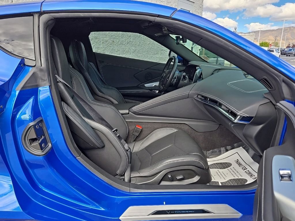 Used 2020 Chevrolet Corvette Stingray Coupe w/ Z51 Performance Package image 44