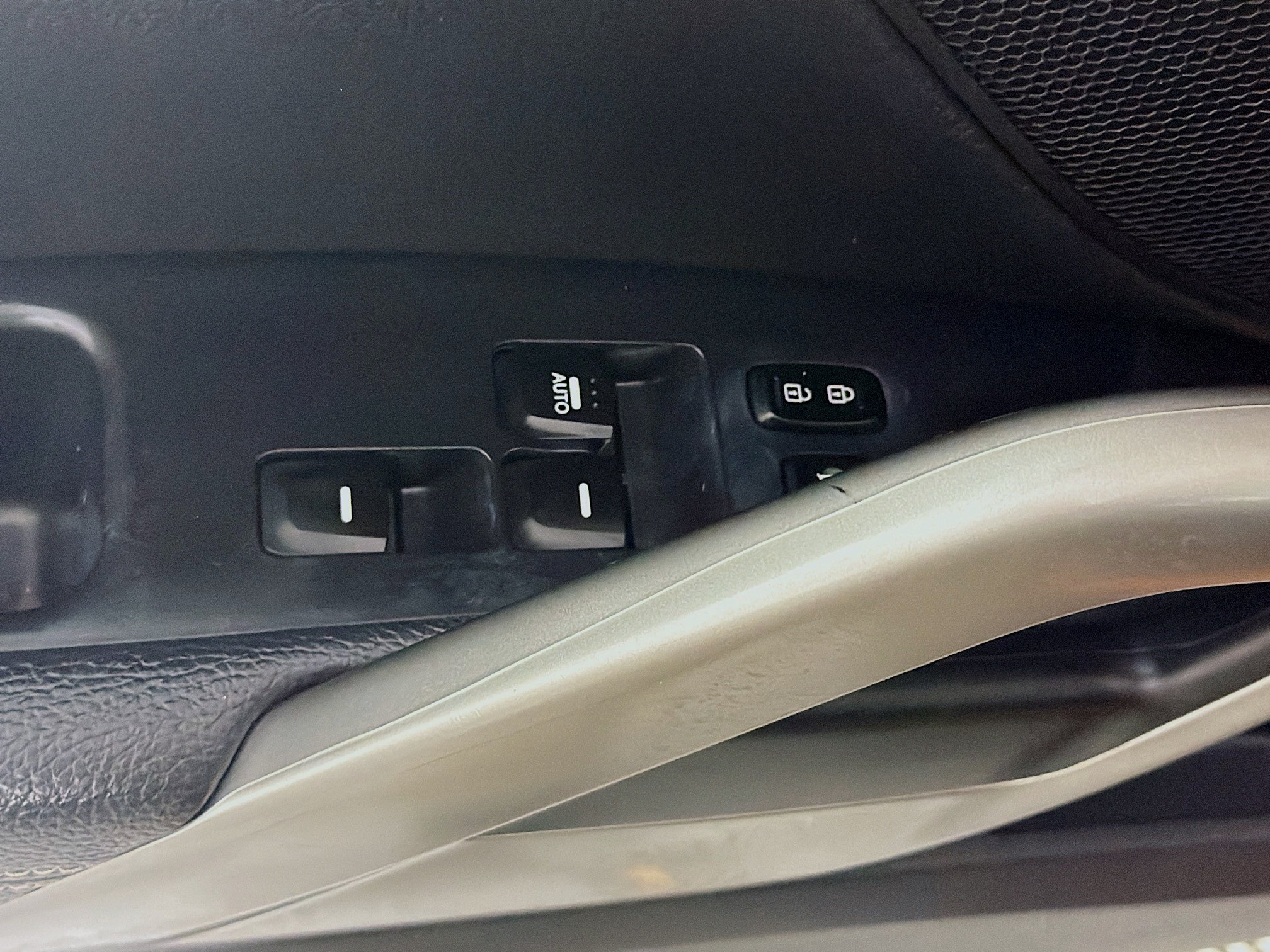 Used 2015 Hyundai Veloster Turbo FWD image 15