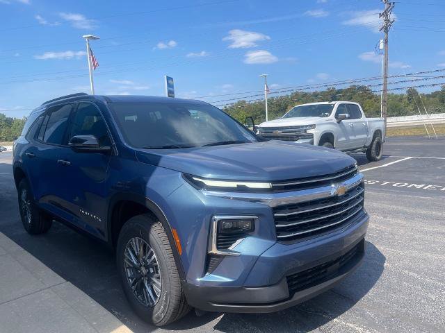 New 2026 Chevrolet Traverse LT w/ Driver Confidence Package image 4