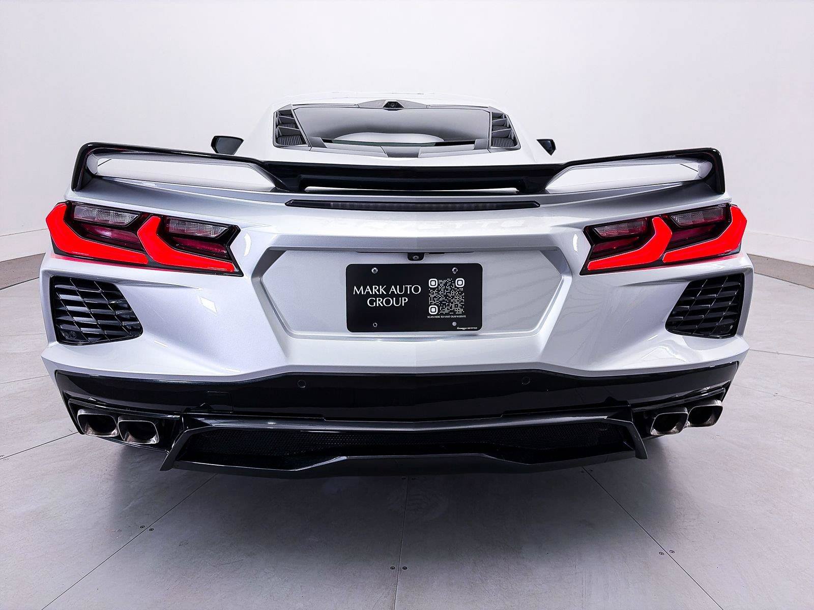 Used 2020 Chevrolet Corvette Stingray Preferred Cpe w/ 2LT Preferred Equipment Group RWD image 16