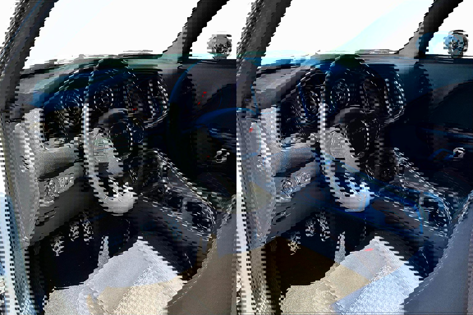 Used 2015 Dodge Challenger R/T w/ Quick Order Package 22B R/T image 12