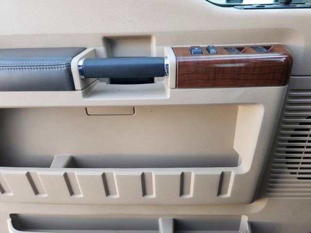 Used 2015 Ford F250 King Ranch w/ FX4 Off-Road Package image 21