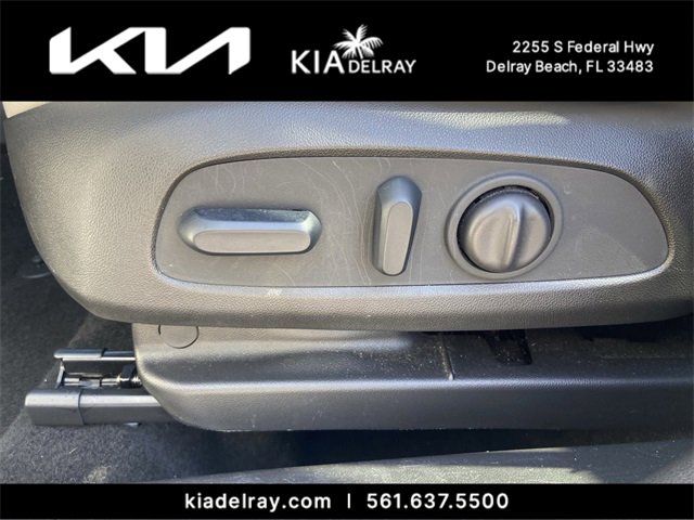 Used 2023 Buick Encore GX Preferred w/ Cold Weather Comfort Package image 17