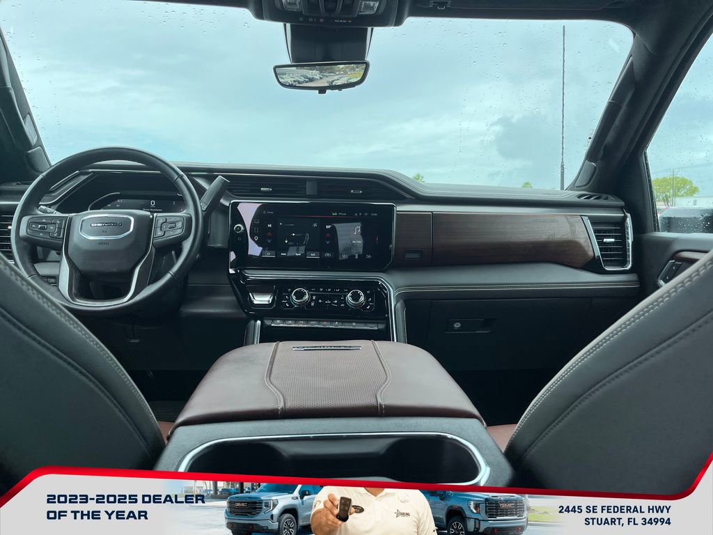 Used 2025 GMC Sierra 2500 Denali Ultimate image 15