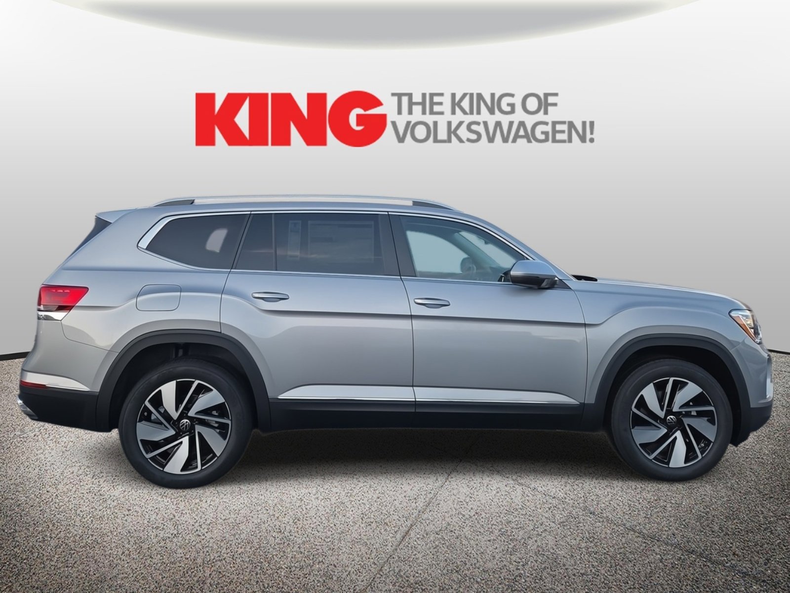 New 2026 Volkswagen Atlas SEL image 2