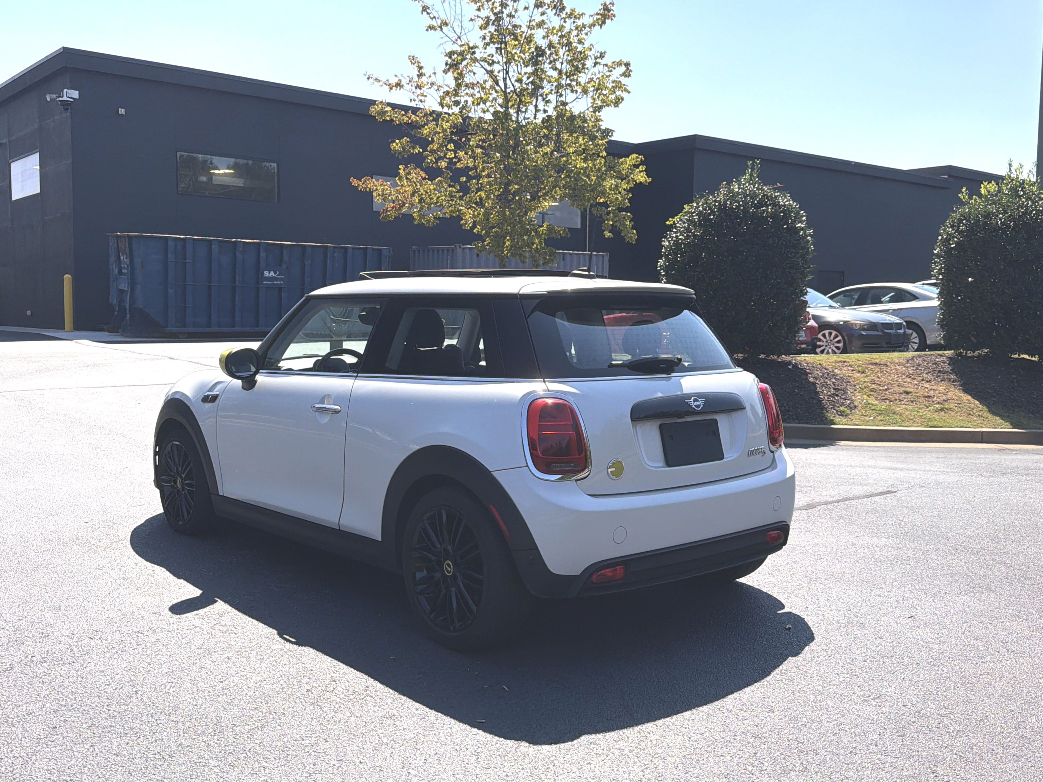 Used 2024 MINI Cooper SE FWD image 13