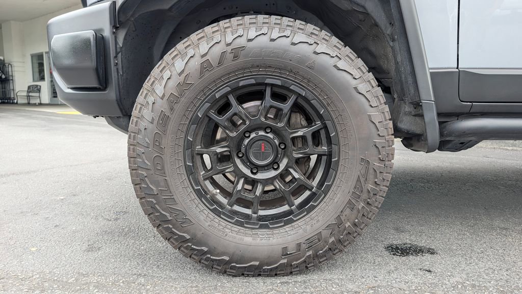 Used 2014 Toyota FJ Cruiser 4WD w/ Convenience Package image 31
