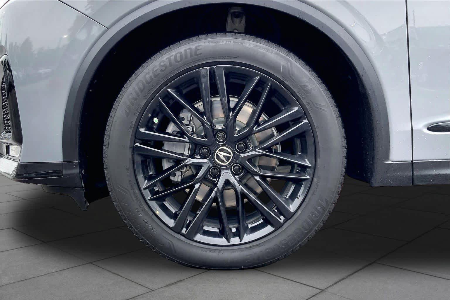 Used 2025 Acura MDX A-Spec AWD/4WD image 11