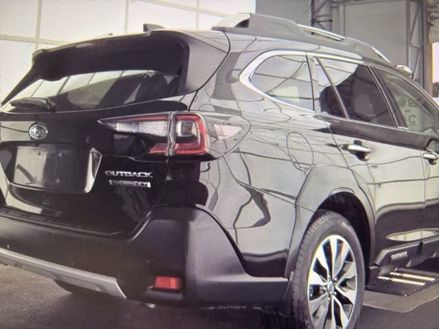 Used 2024 Subaru Outback Touring XT image 6