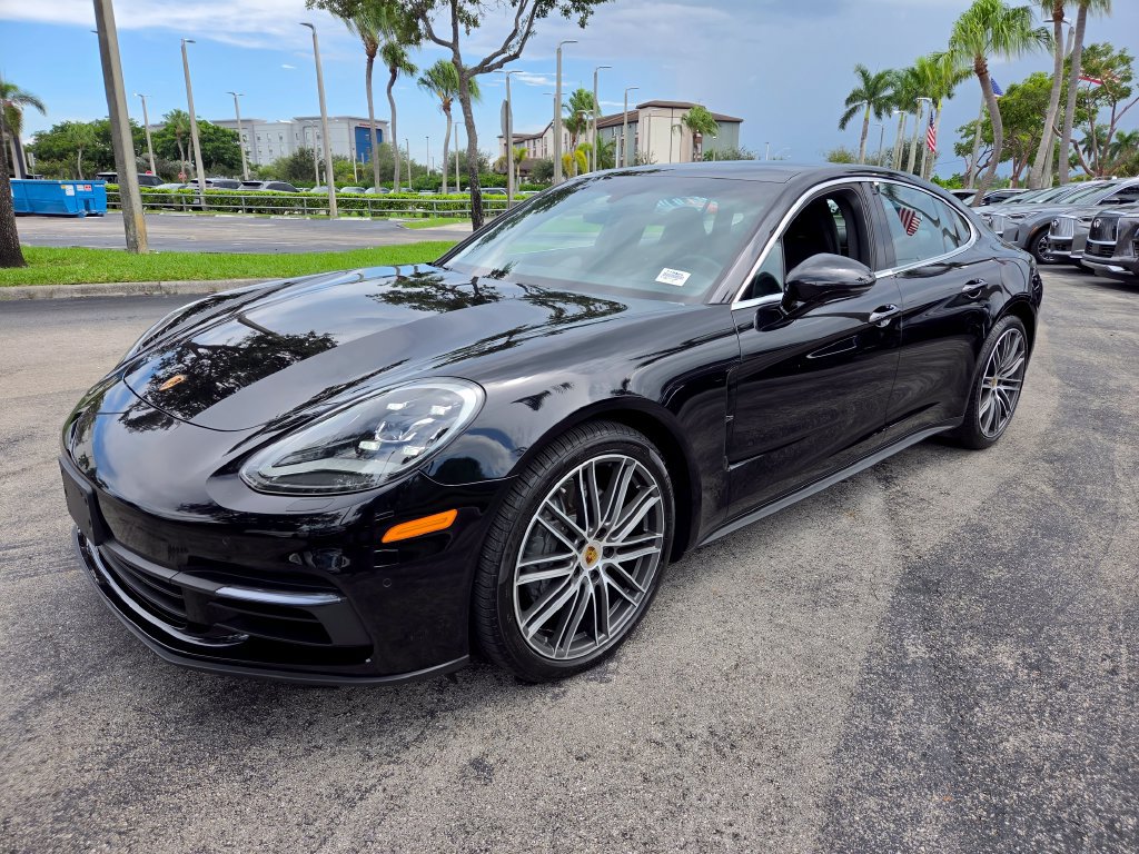 Used 2018 Porsche Panamera 4S AWD/4WD image 17