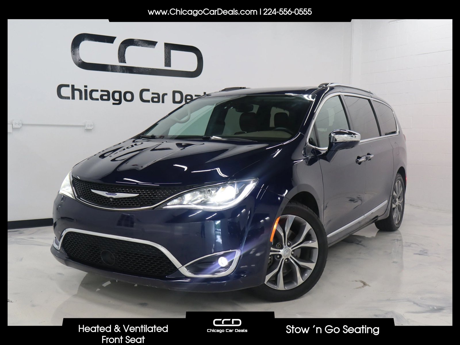 Used 2019 Chrysler Pacifica Limited w/ Tire & Wheel Group