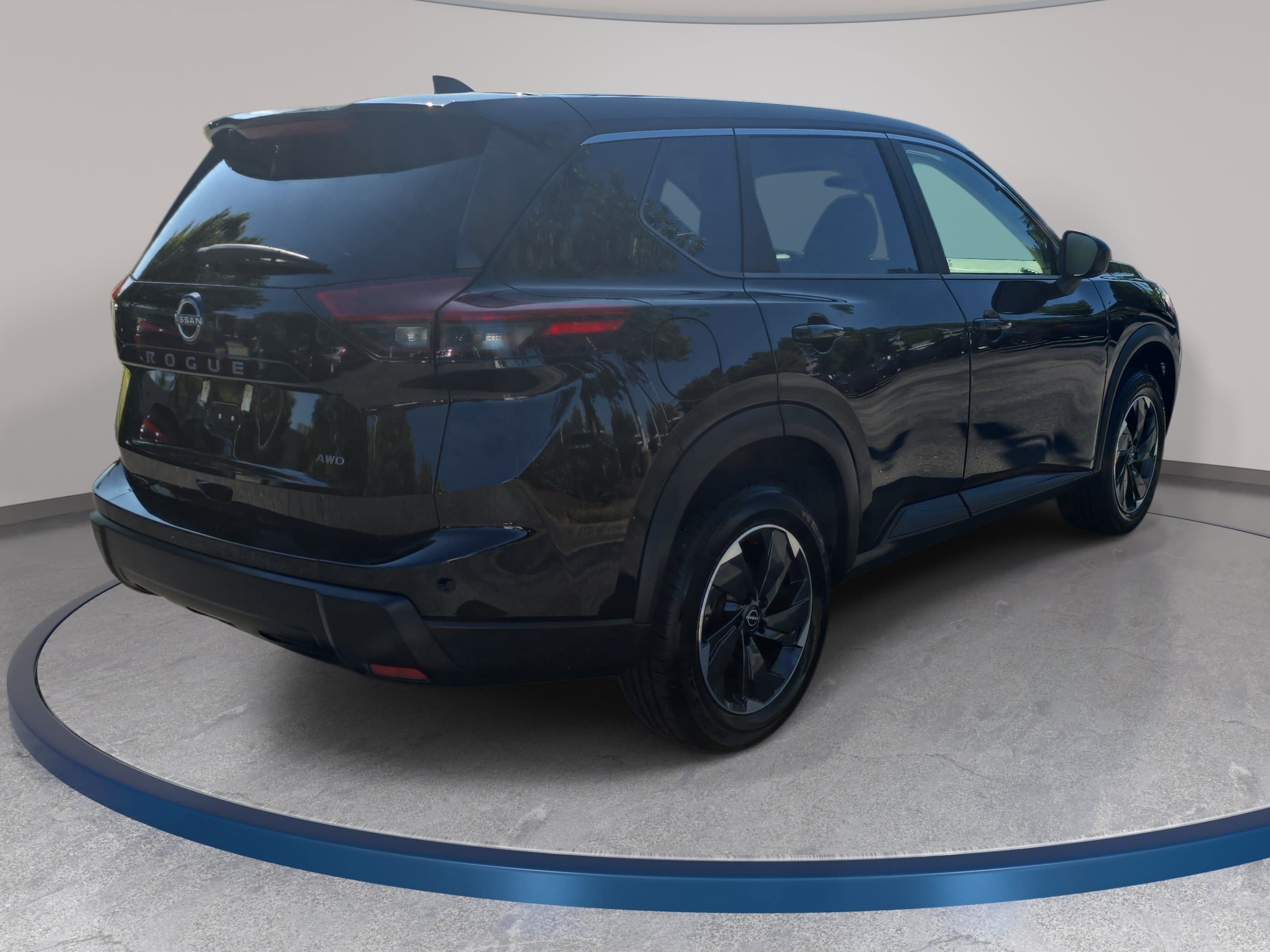 Used 2025 Nissan Rogue SV AWD/4WD image 5