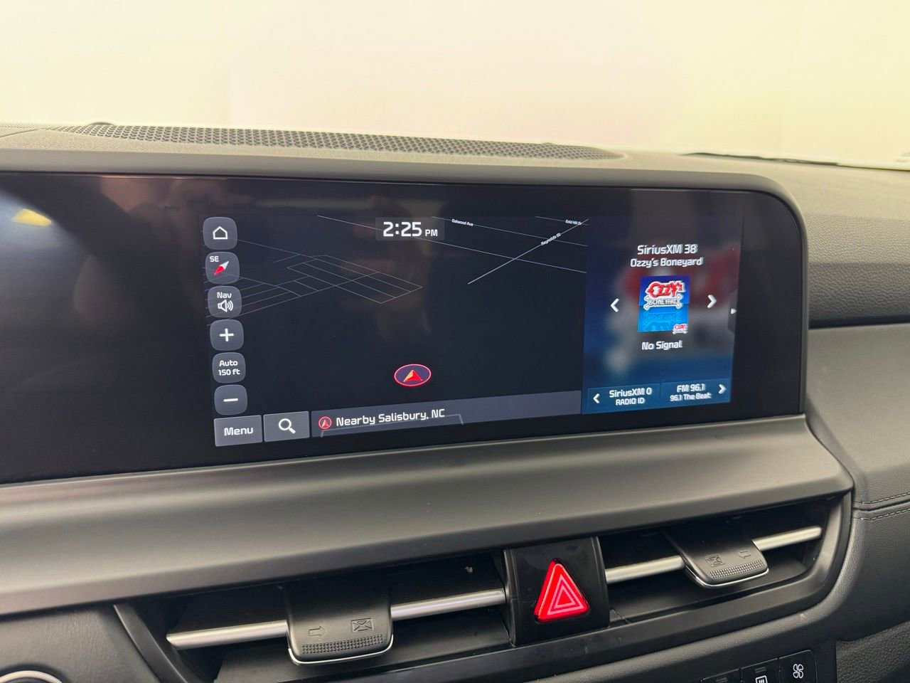 Used 2025 Kia Seltos EX image 17